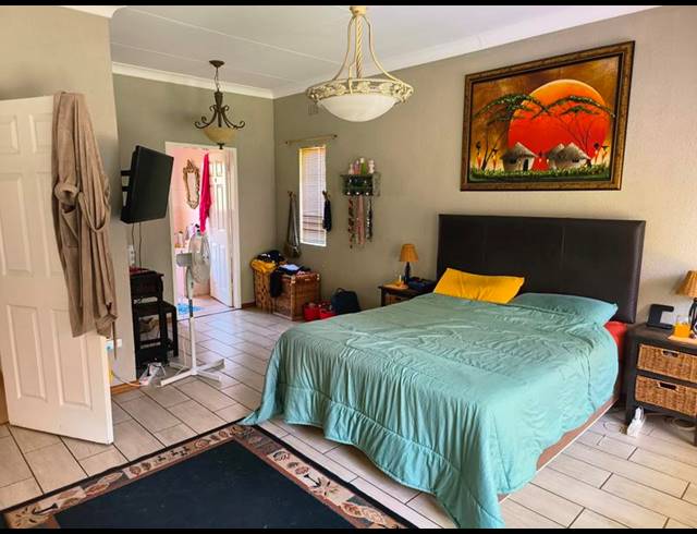 10 BEDROOM HOUSE FOR SALE IN WITBANK CENTRAL